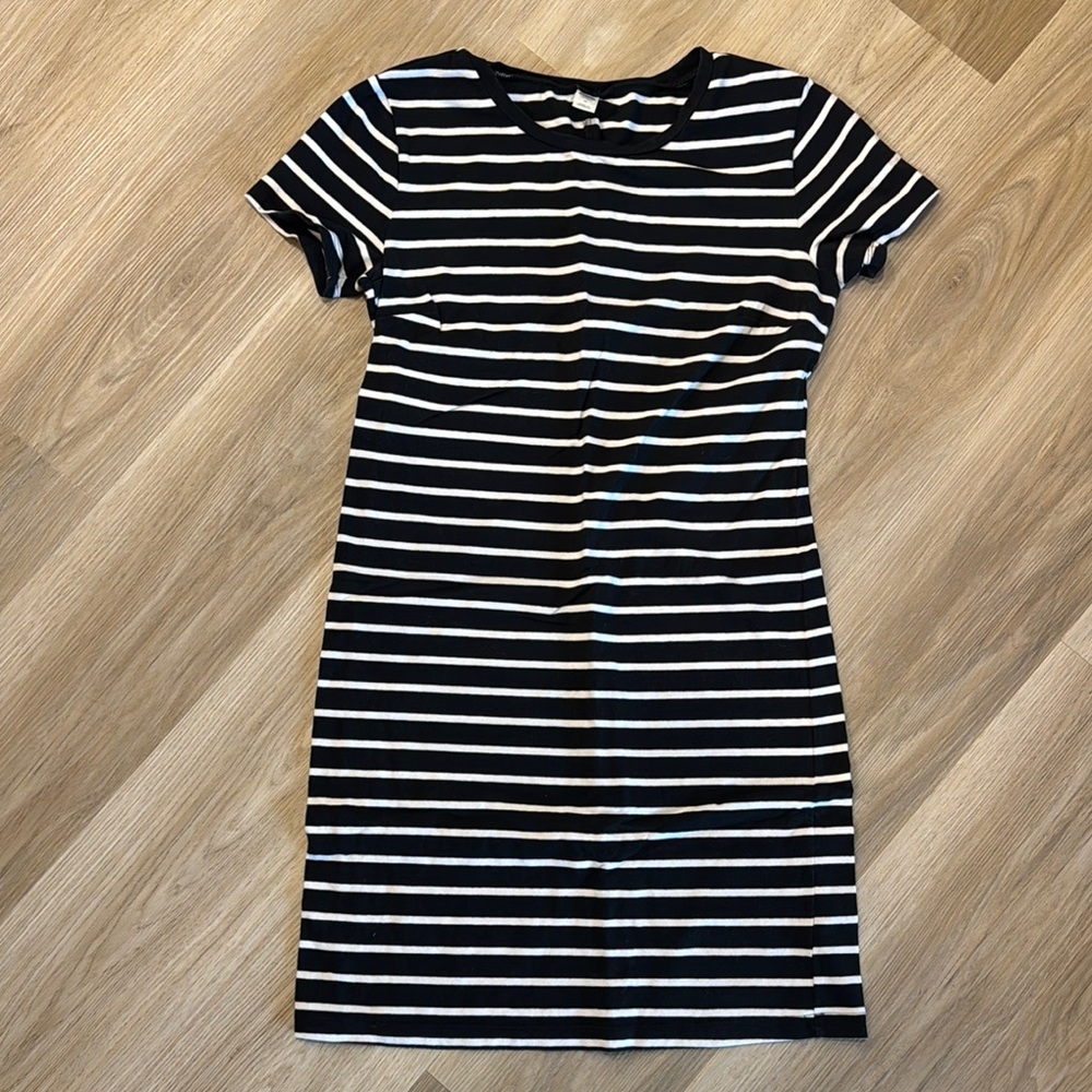 Old Navy Black and White Sheath Mini Dress